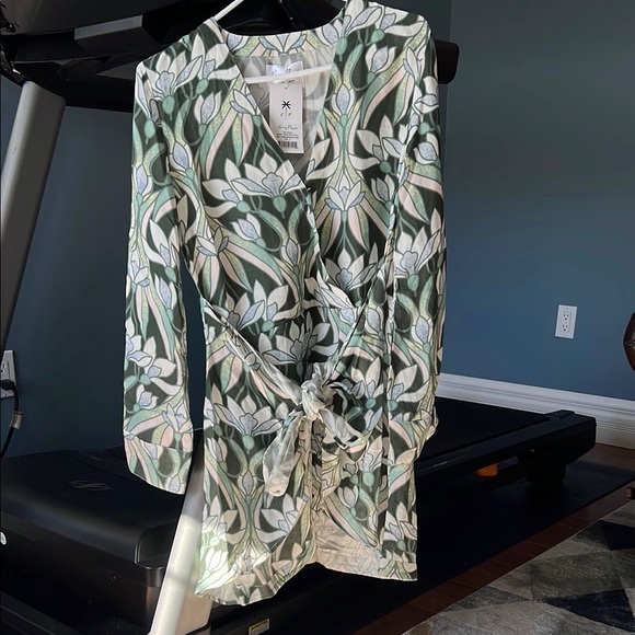 Kenny Flowers Queen Street Wrap Dress NWOT - Picture 4 of 8